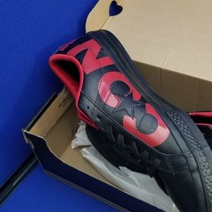 Converse Black and Red Unisex Men 8.5 Women 10.5